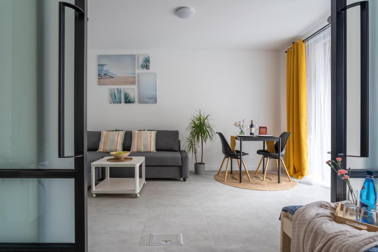 Apartament Amarillo กดัญสก์ ภายนอก รูปภาพ