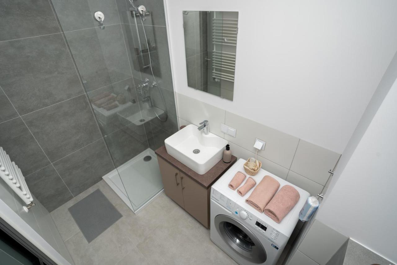 Apartament Amarillo กดัญสก์ ภายนอก รูปภาพ